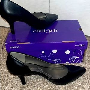 NEW, Women’s 8w east 5th black heels